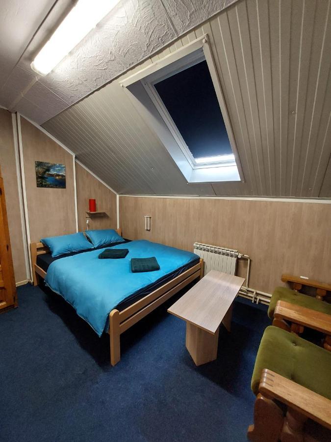 Hostel Suzzzy Novska Εξωτερικό φωτογραφία