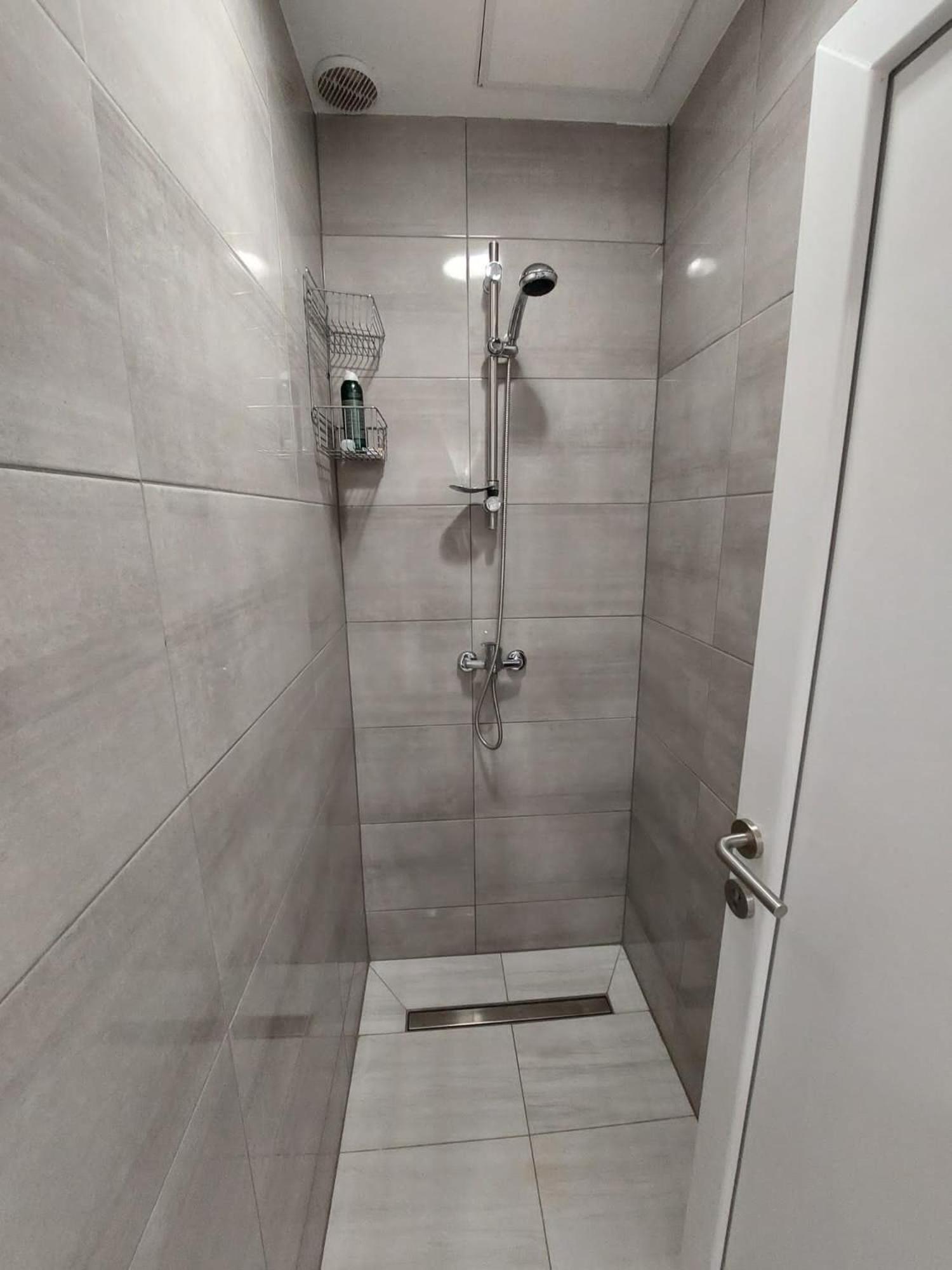 Hostel Suzzzy Novska Εξωτερικό φωτογραφία