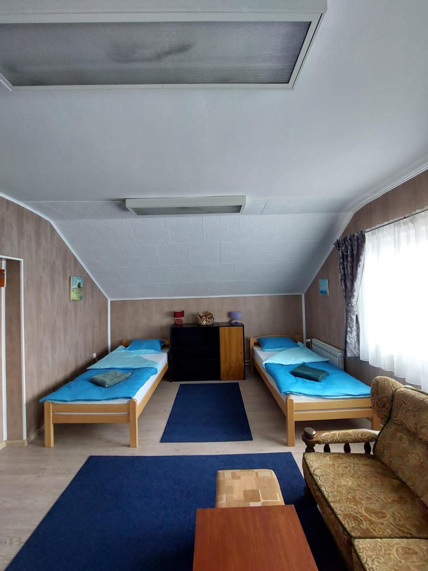 Hostel Suzzzy Novska Εξωτερικό φωτογραφία