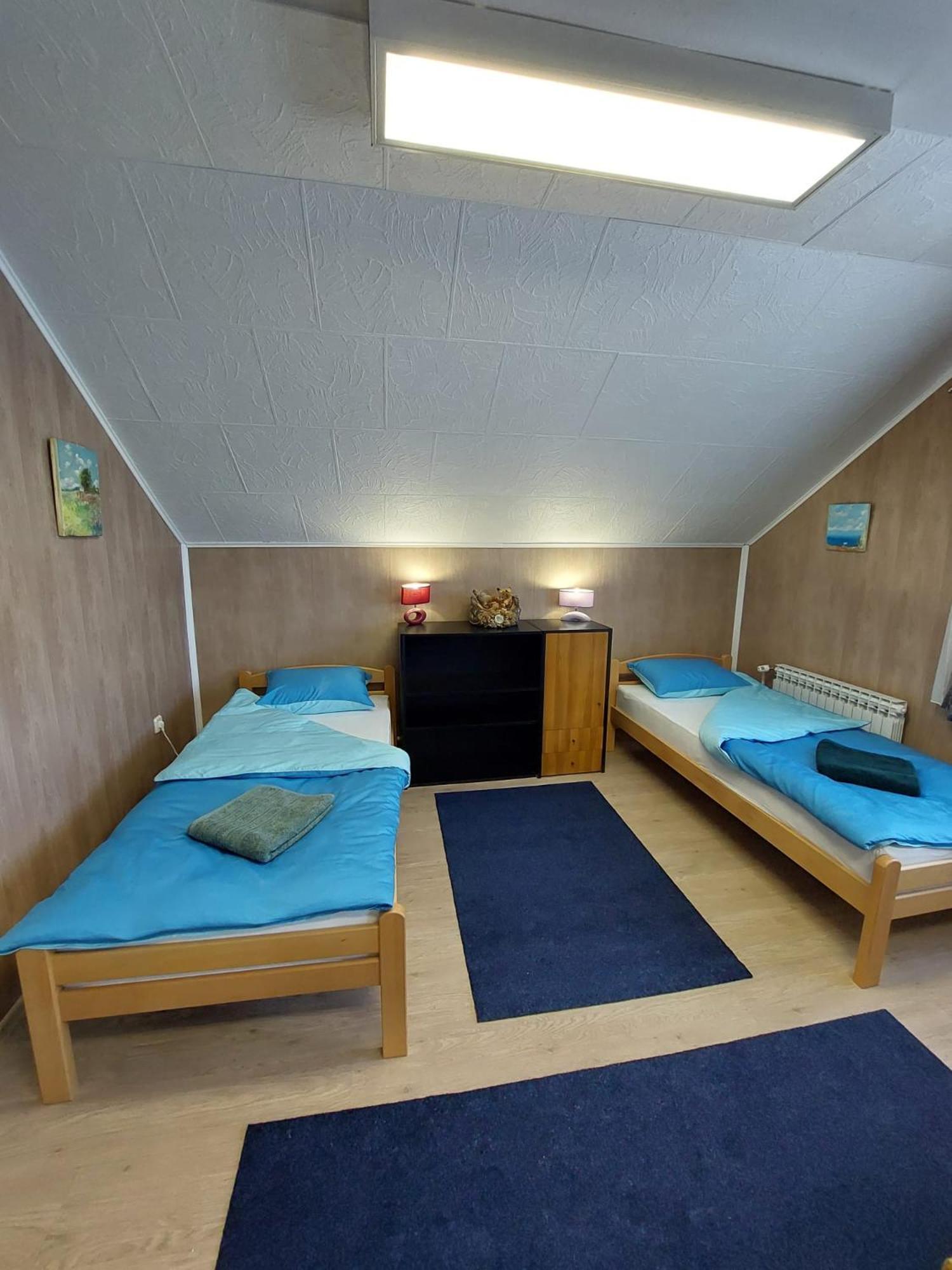 Hostel Suzzzy Novska Εξωτερικό φωτογραφία
